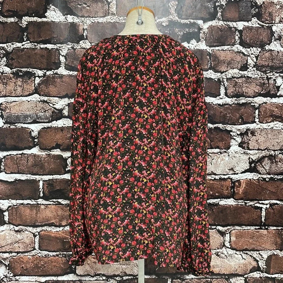 Something Navy Blouse Button Up Shirt Long Sleeve Red Pink Floral Size Large - Picture 9 of 14